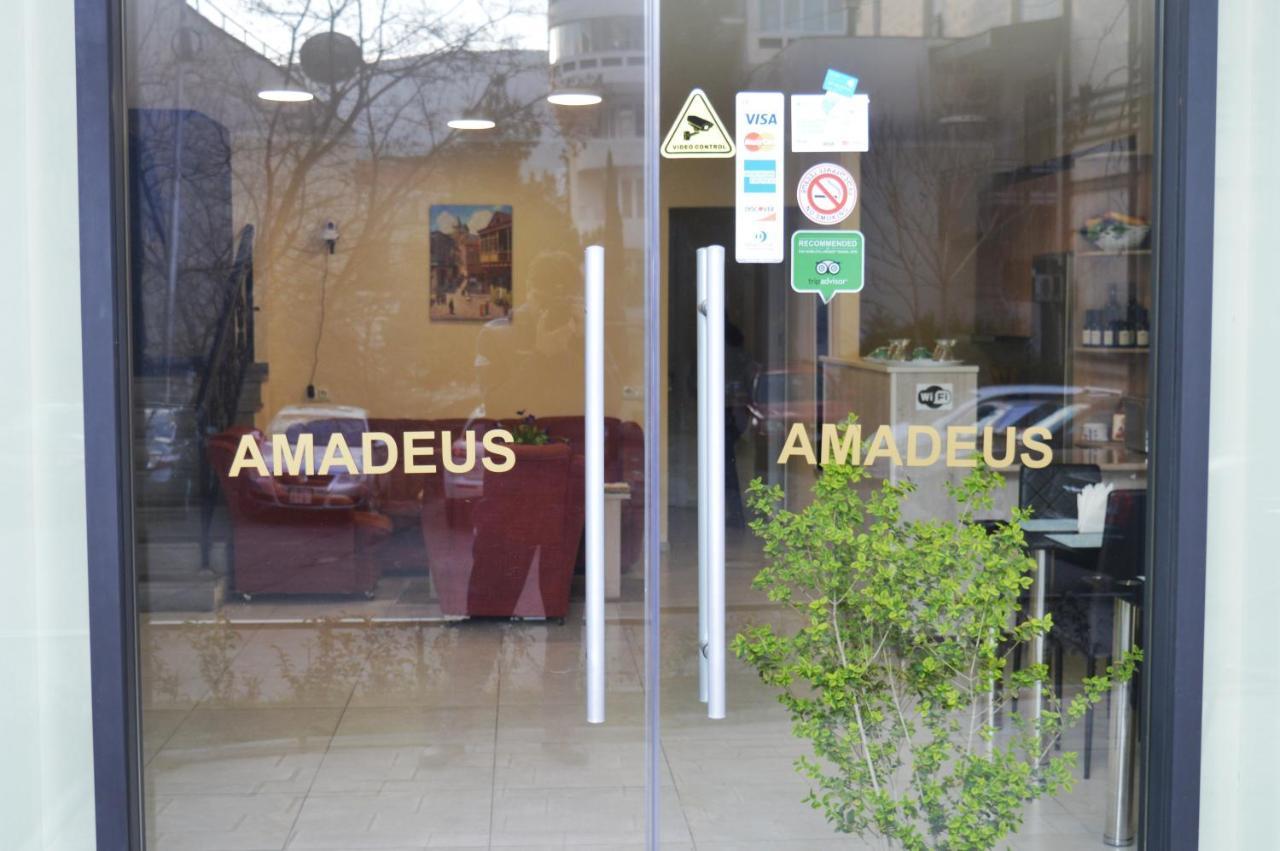 Amadeus Hotel Tbilisi Exteriör bild